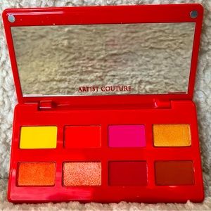 Caliente Artist Couture Eyeshadow Palette